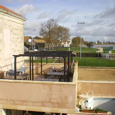 Le Cargo Hotel